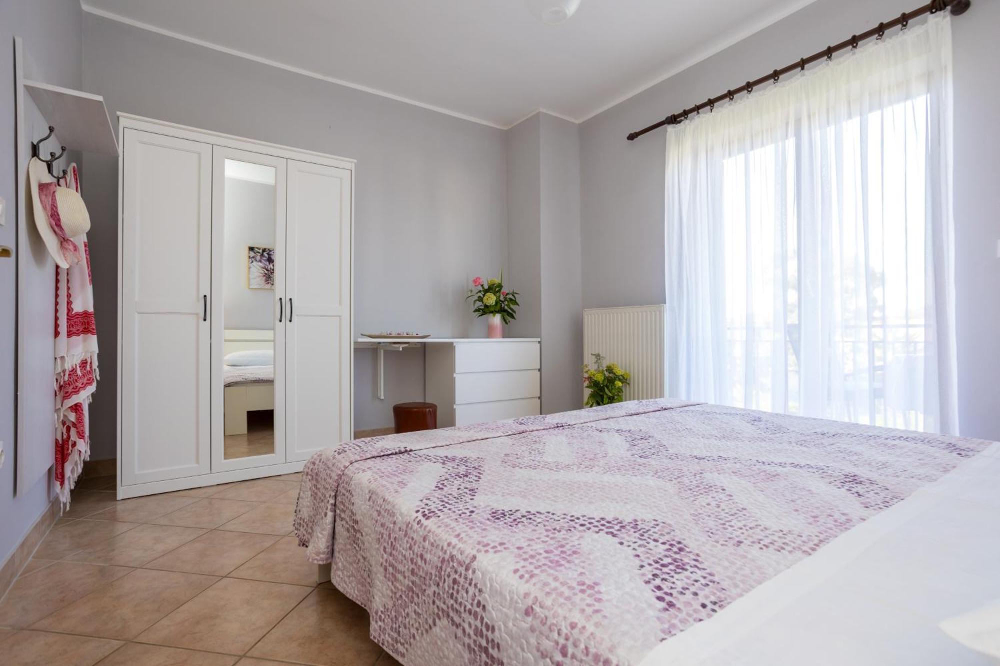 Apartments And Rooms Kod Keti Malinska Luaran gambar